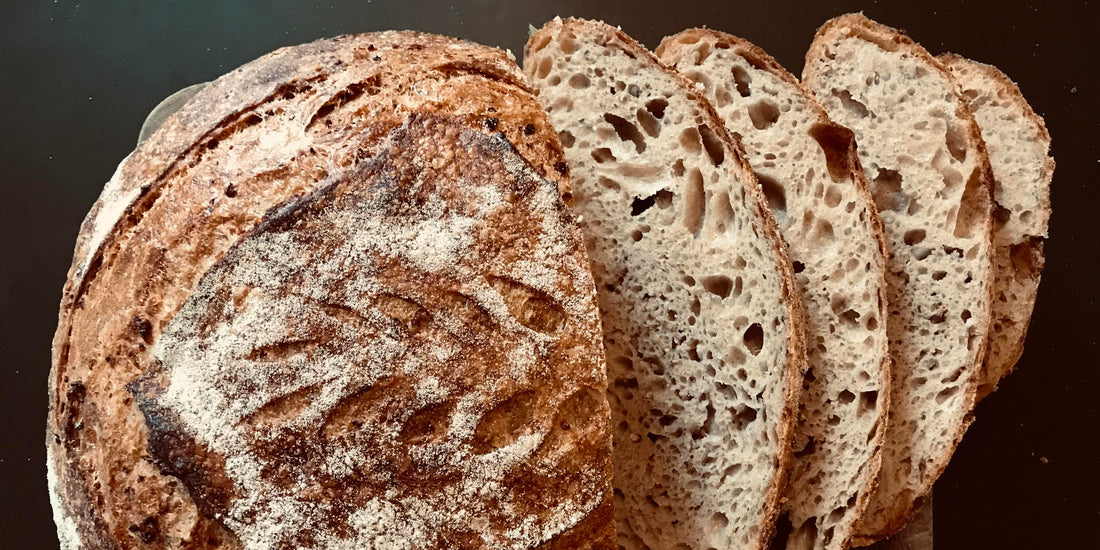 Landbrød med udblødte byggryn og valnøddeolie