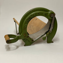 Load image into Gallery viewer, Danish rye bread slicer